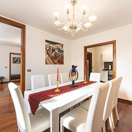 Rialto Apartment With Canal Grande View Венеция Экстерьер фото