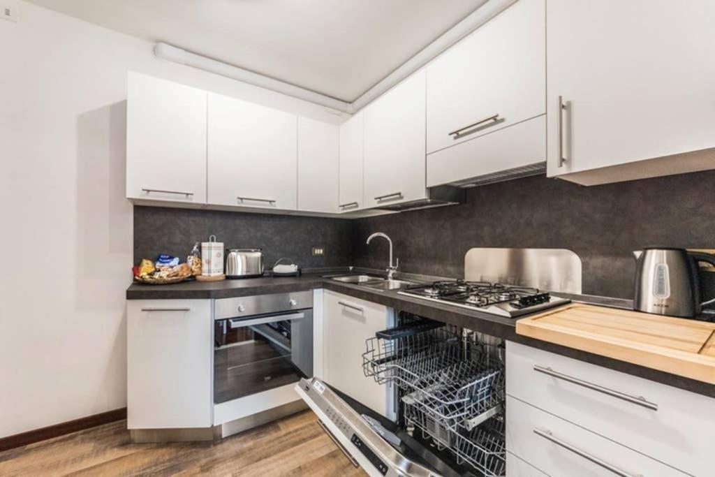 Rialto Apartment With Canal Grande View Венеция Экстерьер фото