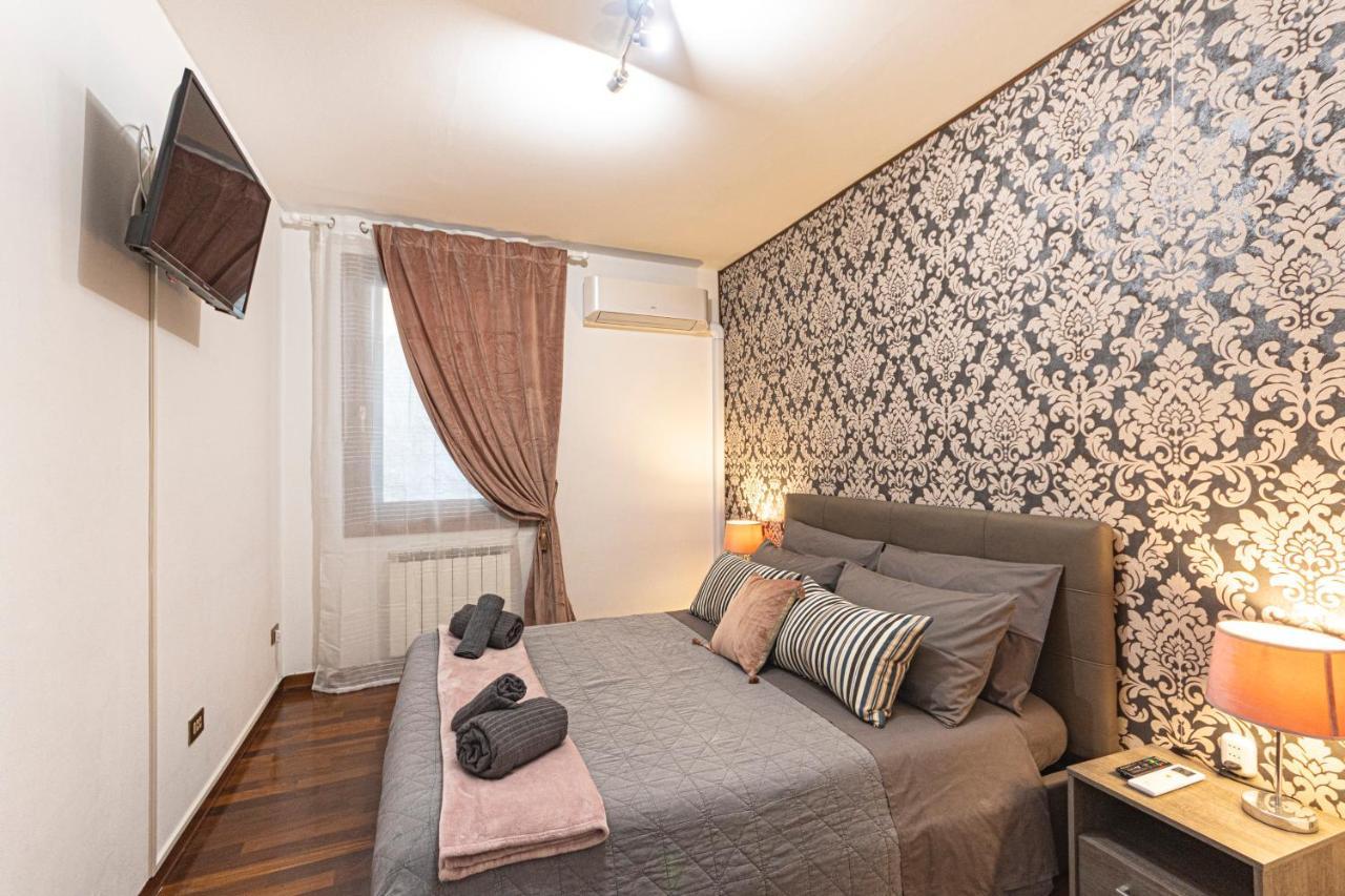 Rialto Apartment With Canal Grande View Венеция Экстерьер фото