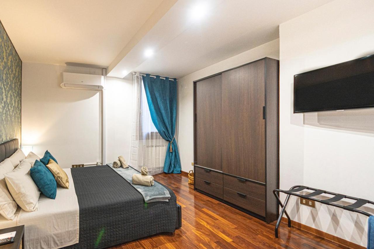 Rialto Apartment With Canal Grande View Венеция Экстерьер фото