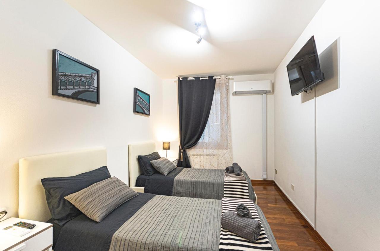 Rialto Apartment With Canal Grande View Венеция Экстерьер фото