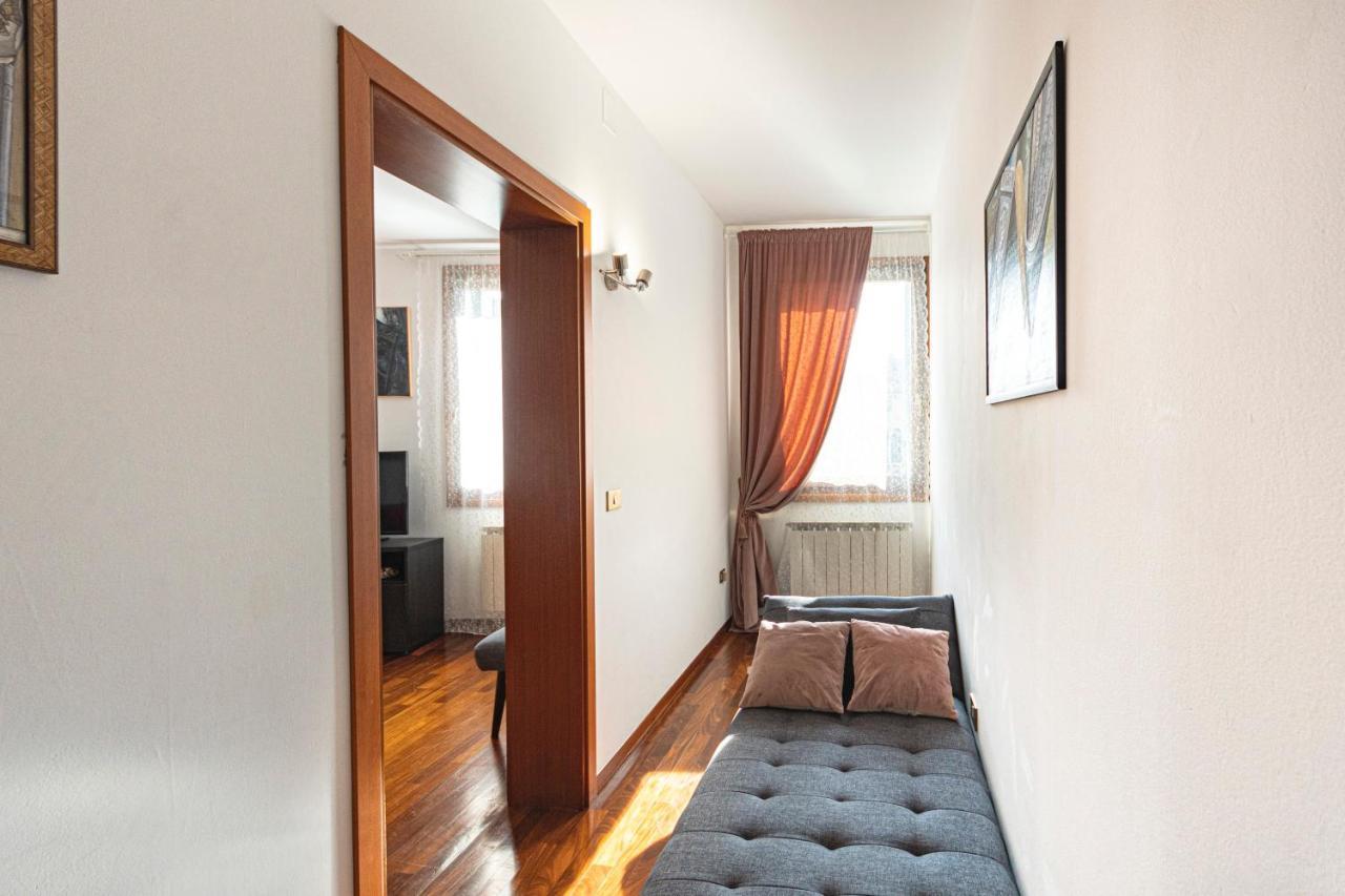 Rialto Apartment With Canal Grande View Венеция Экстерьер фото