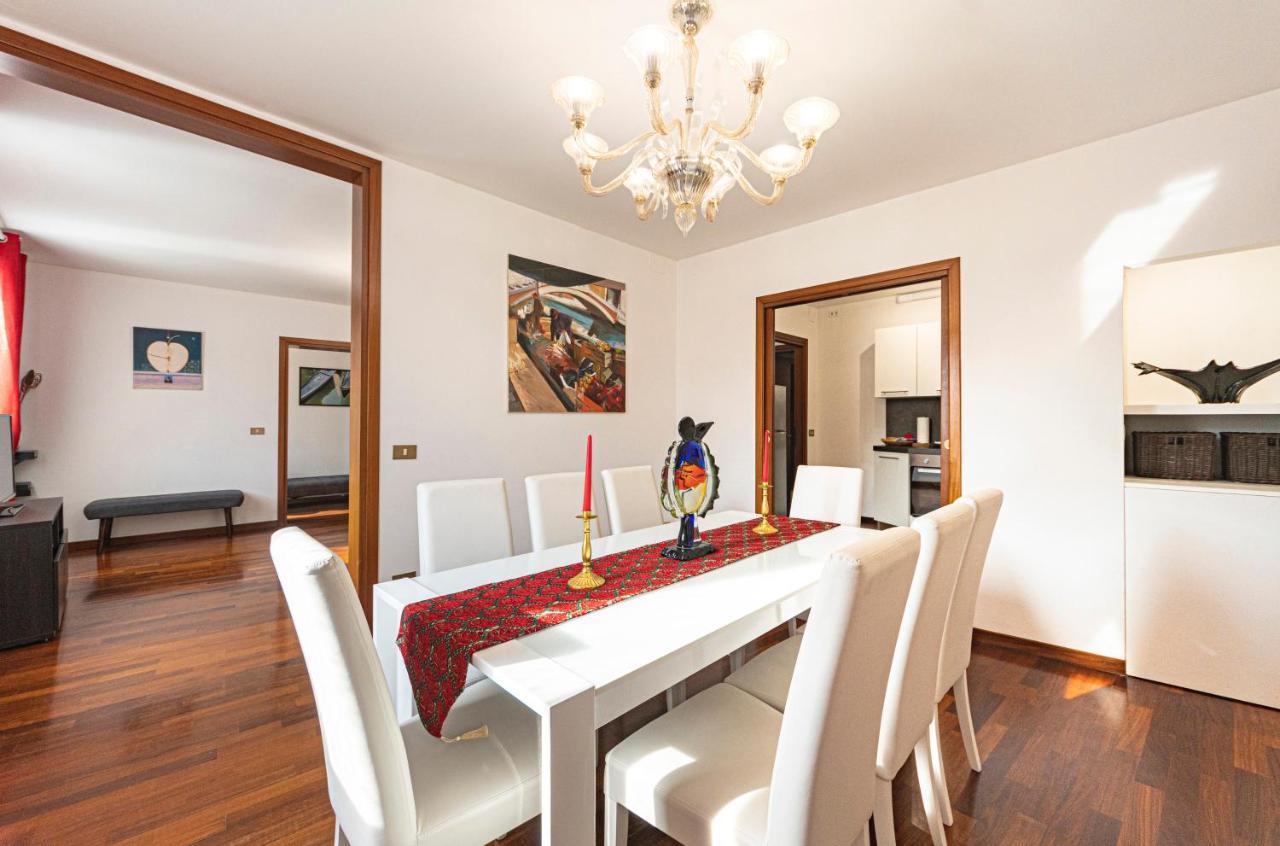 Rialto Apartment With Canal Grande View Венеция Экстерьер фото