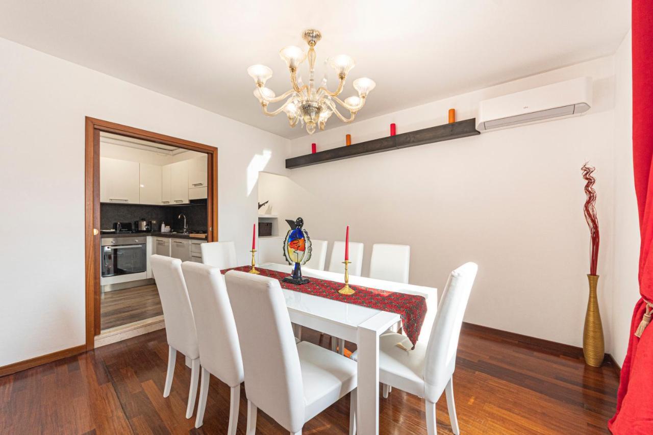 Rialto Apartment With Canal Grande View Венеция Экстерьер фото